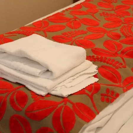 Ole Bull, Western Signature Collection Lägenhetshotell 4*