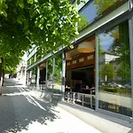 Ole Bull, Western Signature Collection Aparthotel